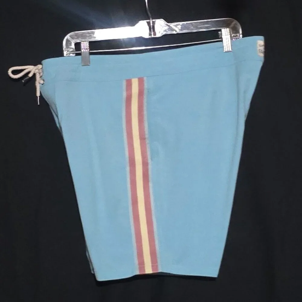 Faherty Men's Biarritz Pocketed Board Shorts - Blue Horizon Stripe - Sz 34*